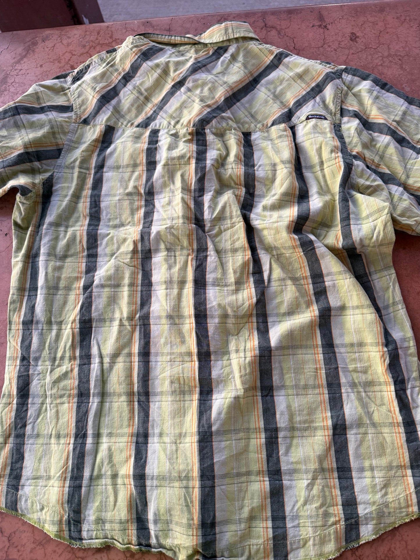 Billabong button down shirt yellow plaid short sleeve shirt size L …