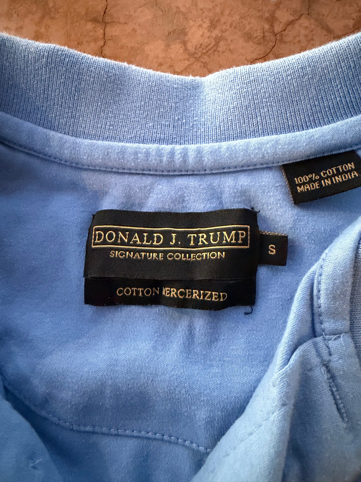 Donald Trump signature series polo shirt light blue size  S …