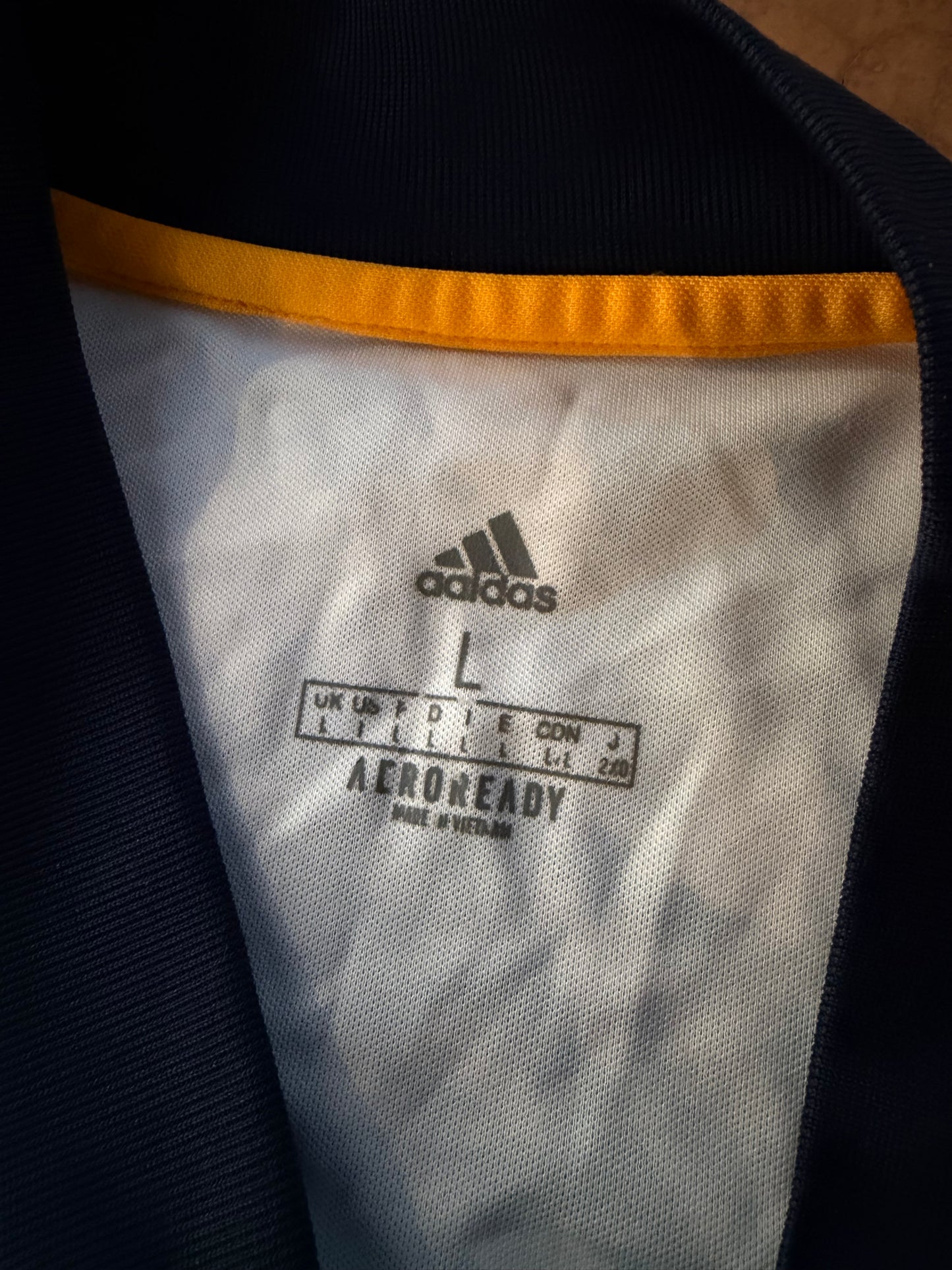 Adidas sport teeshirt soccer size L…