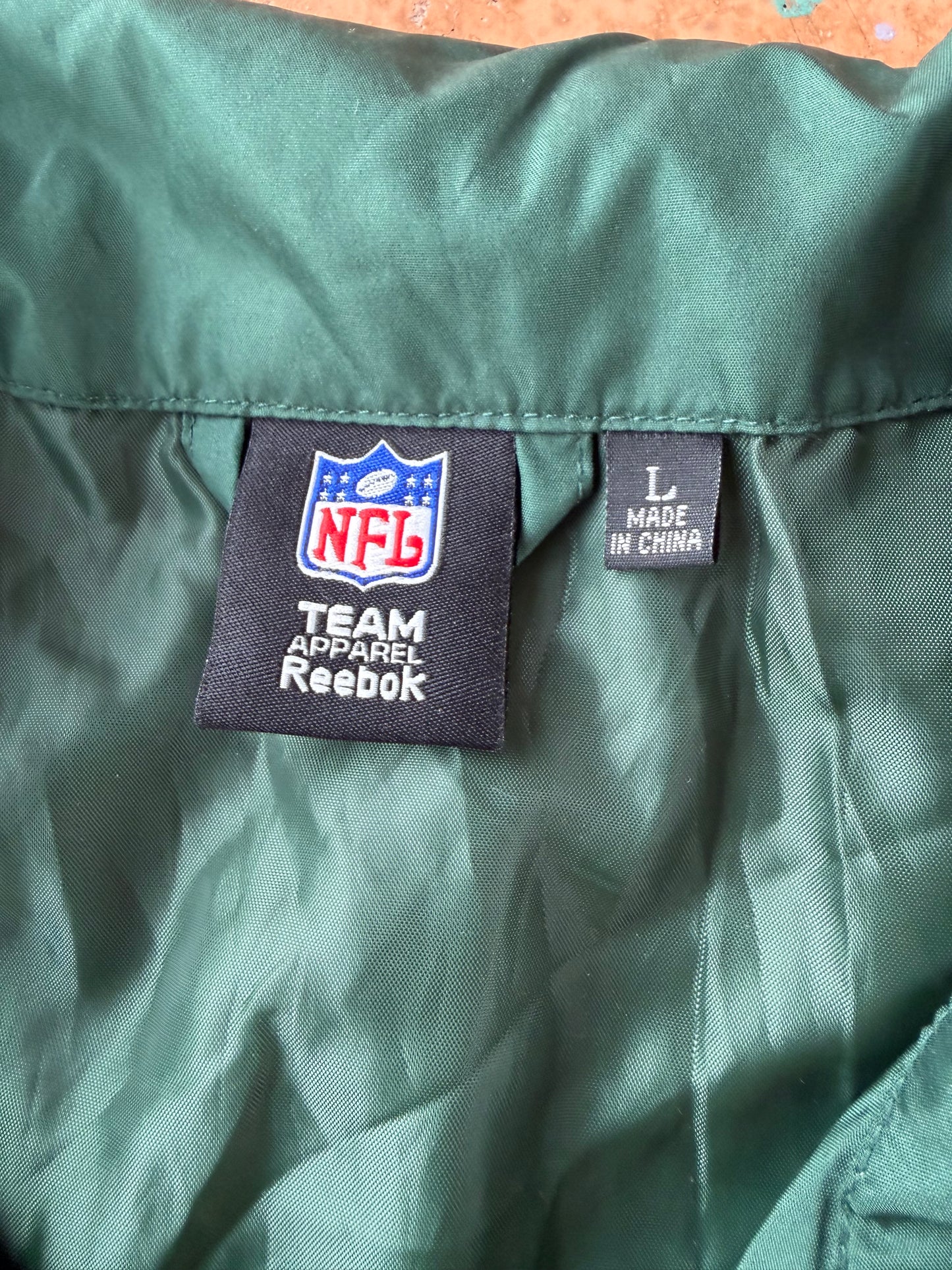 Reebok jacket NFL OFFICIAL WIND JACKET GREENBAY PACKERS light weight size large…