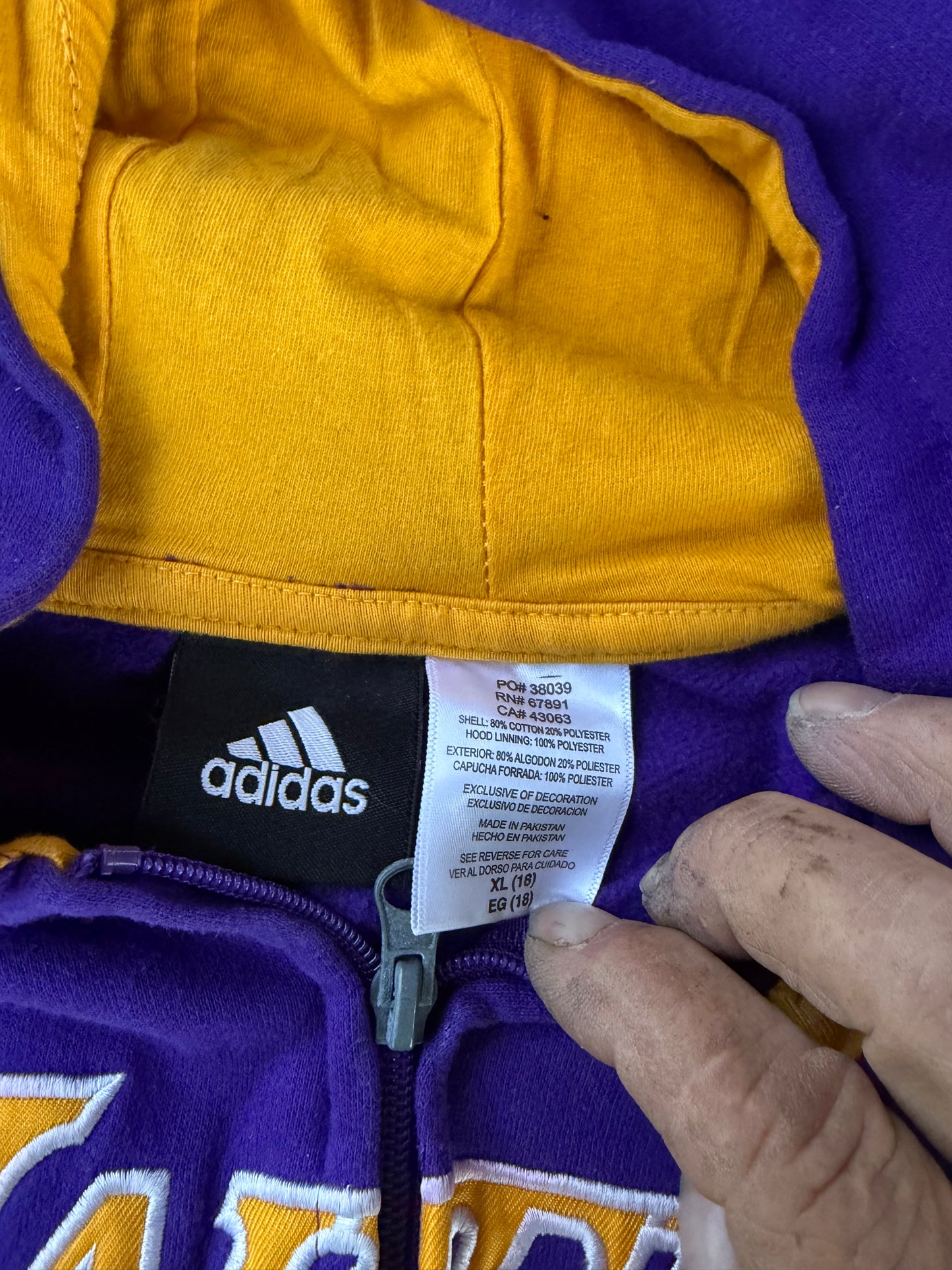 Adidas hoodie Lakers basketball hoodie purple size XL16  …