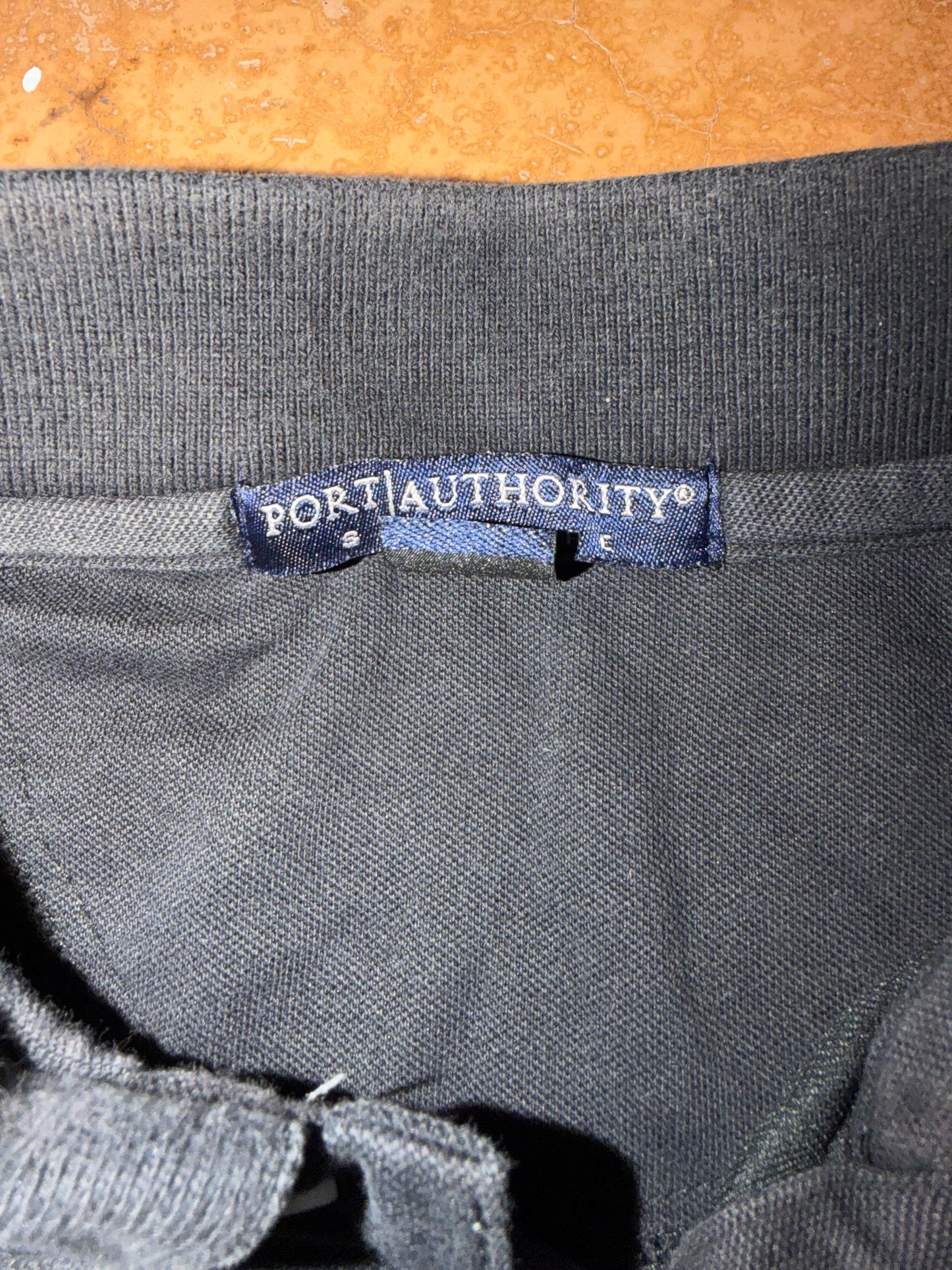 Port Athority MGMGrand casino polo shirt black  size L  …