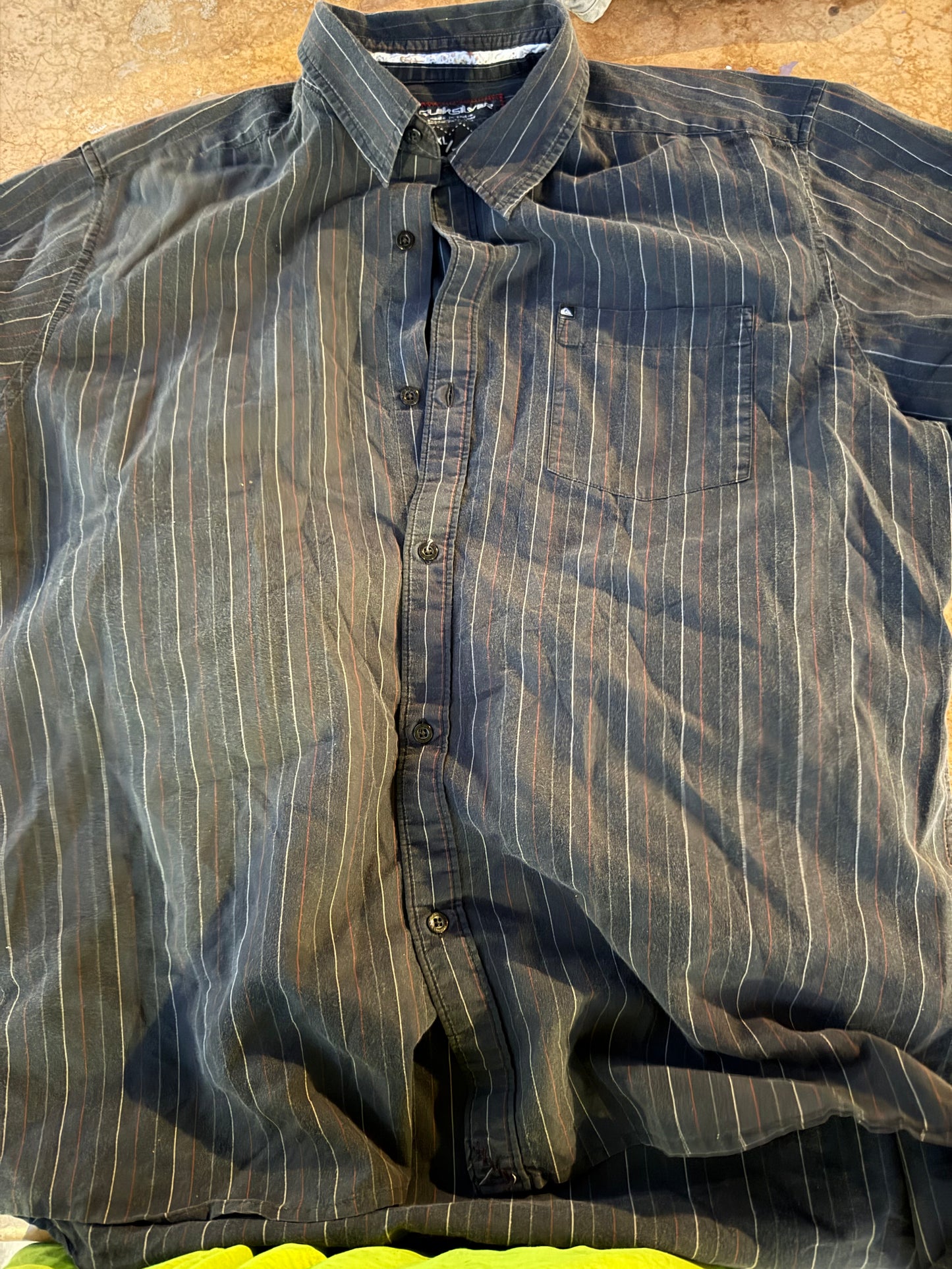 Quick Silver button down mens shirt dress up black striped short sleeve size XL …