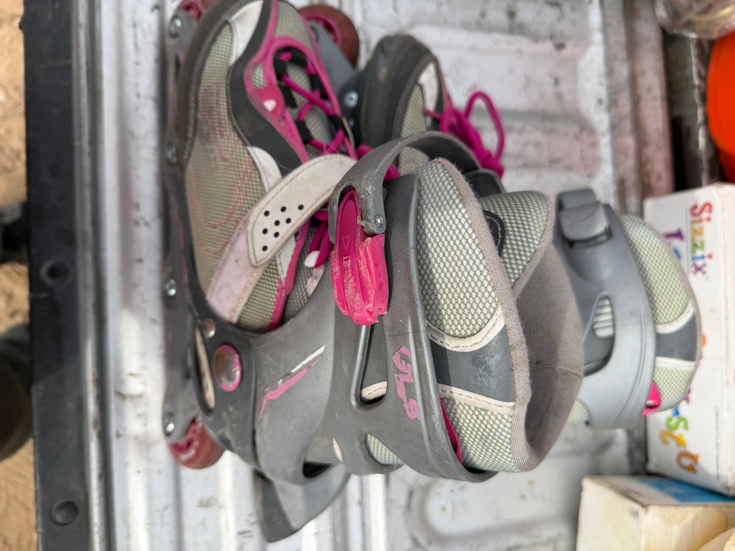 In line rollerblading shoes girls size 9 used …