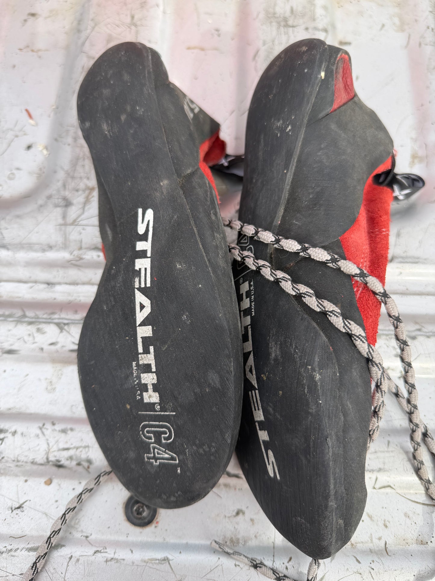 Stealth C4 rock climbing professional shoes size 8 used very little…