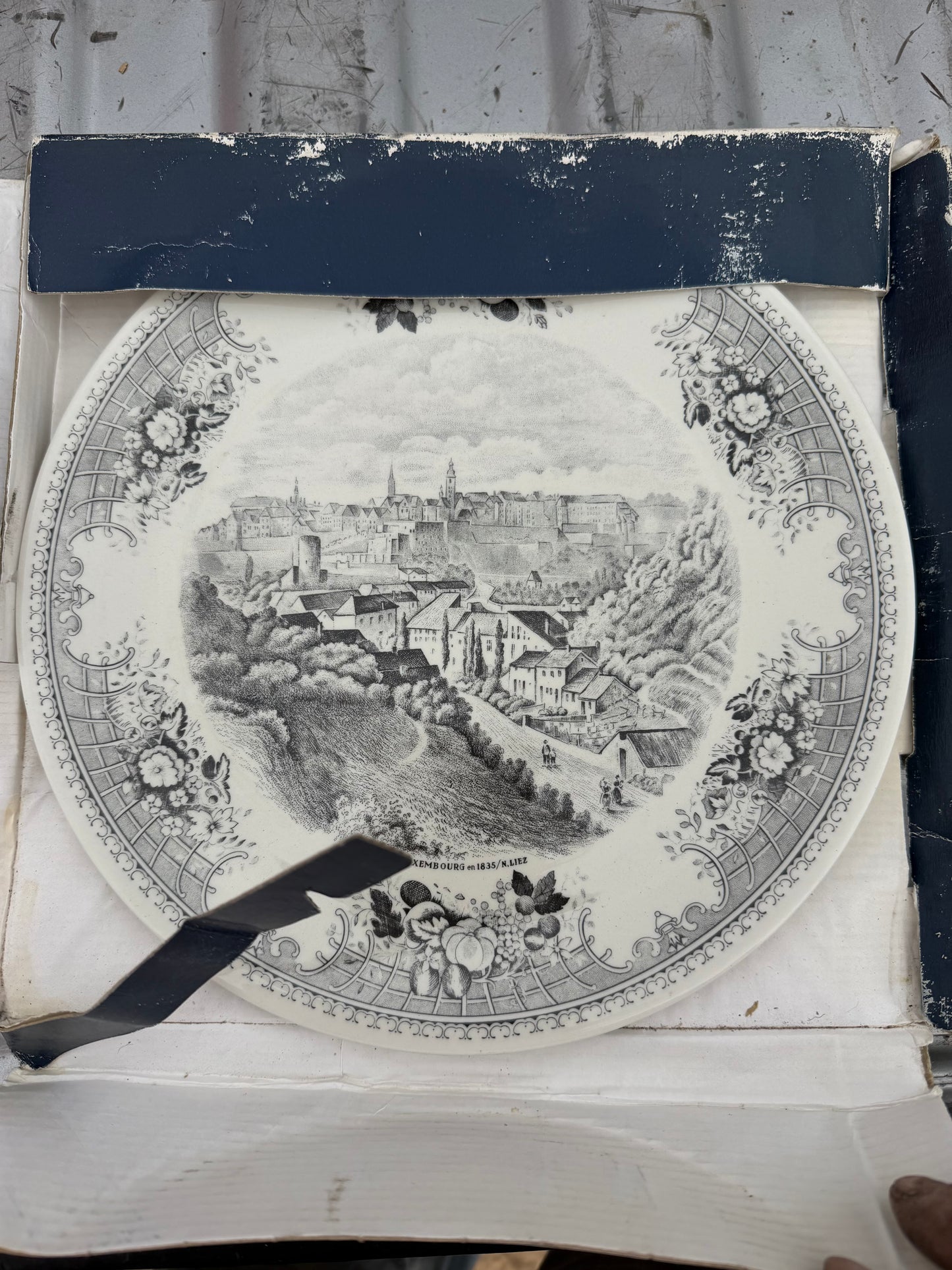 Antique Art Plate Luxembourg city plate in 1835 still in box original …