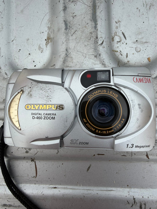 Olympus digital camera model number D-460zoom Olympus Optical Co.1.3megapixal …