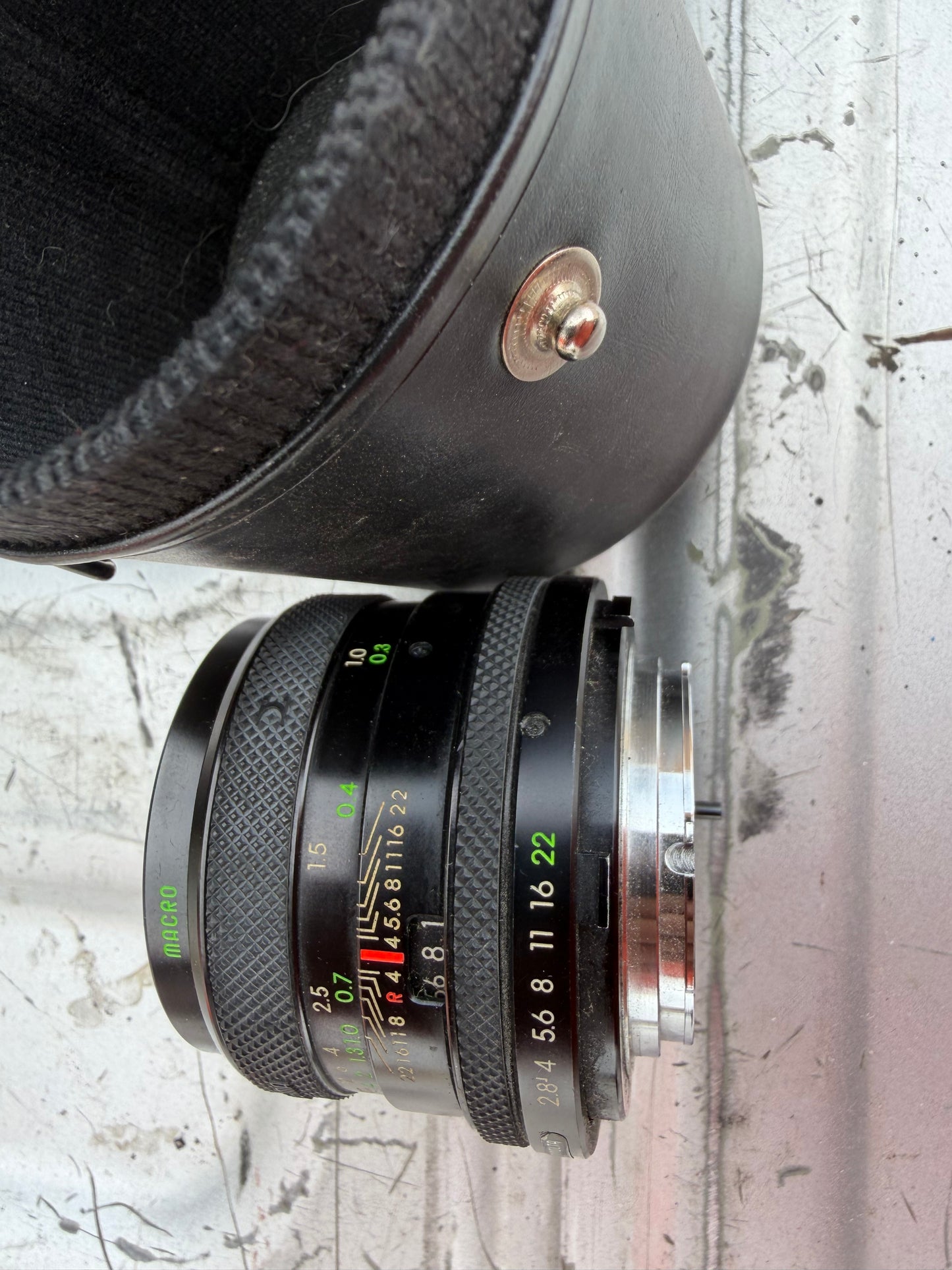 Camera lens Sigma mini Wide angle 1:28 F=28mm new with case …