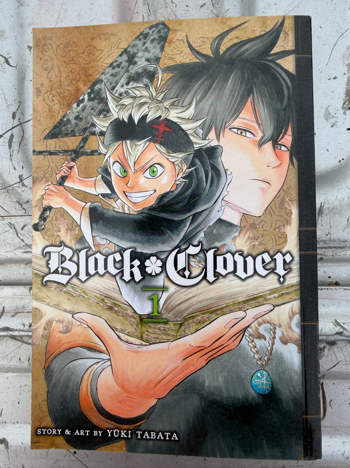 Black Clover Shonen Jump Viz Media book 1 new …