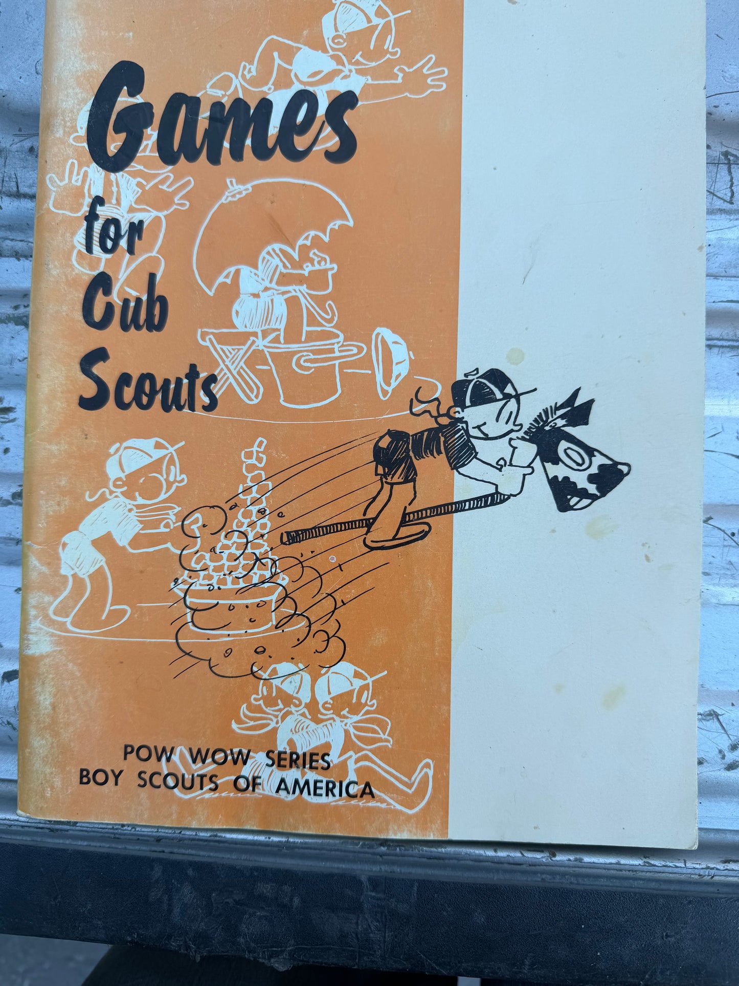Boy Scouts of America Crafts for Cub Scouts book yellow book Pow wow series…