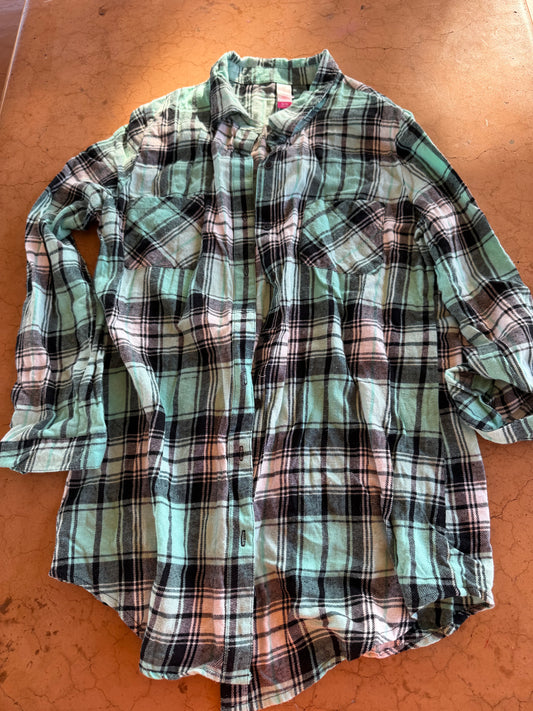 No Boundaries clothing line button down shirt green plaid shirt long sleeve size XXL…