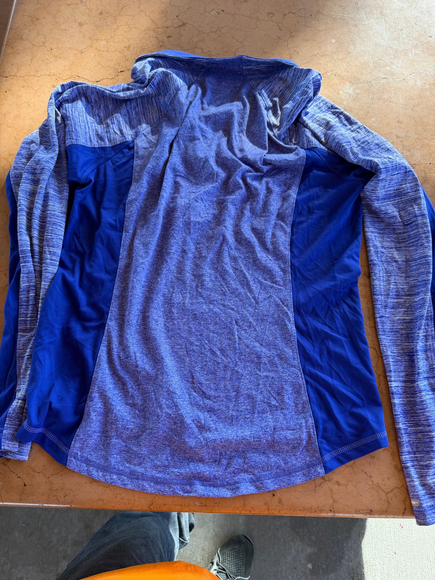 Danskin now active sports wear shirt. Size XL. Blue color …