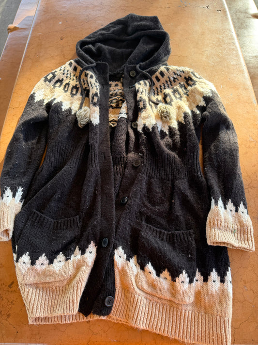H&M clothing line full long sweater hoodie knitted coat. Heavy sweater size Large…