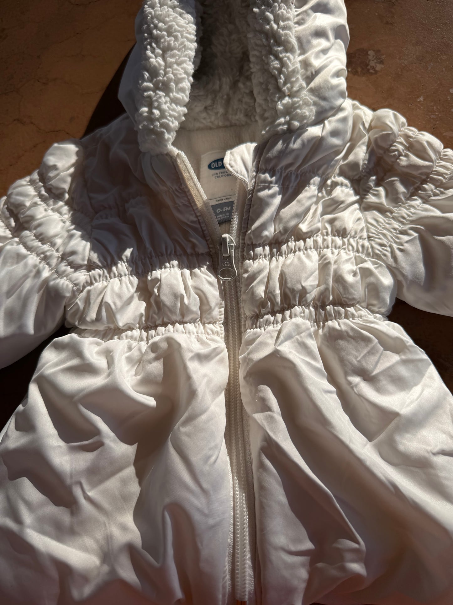 Baby coat old Navy white Babies winter coat size 0-3 months…