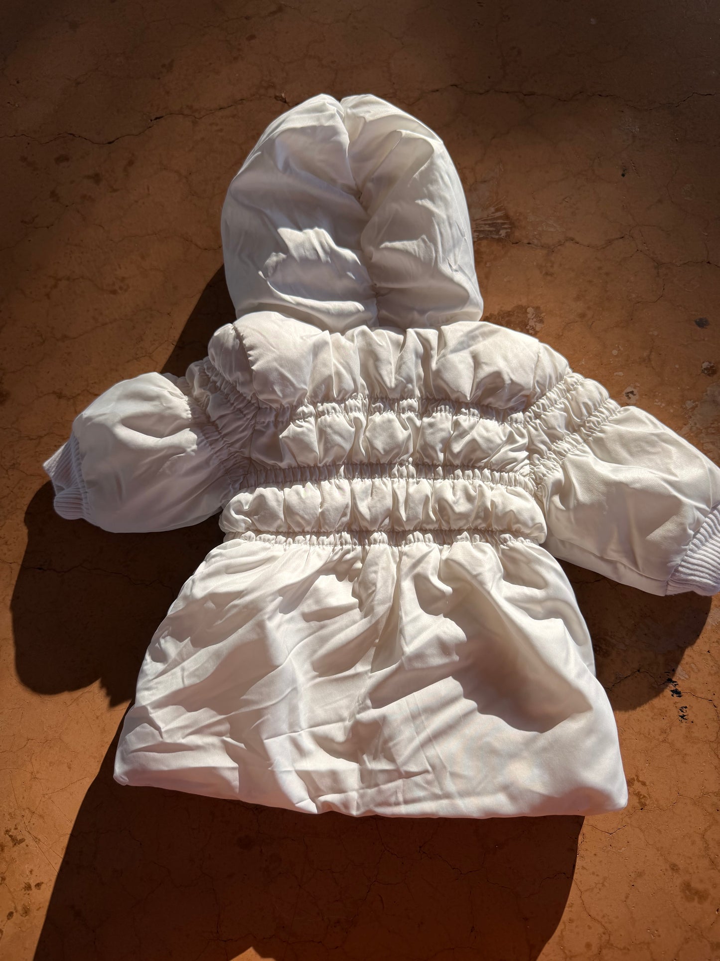 Baby coat old Navy white Babies winter coat size 0-3 months…