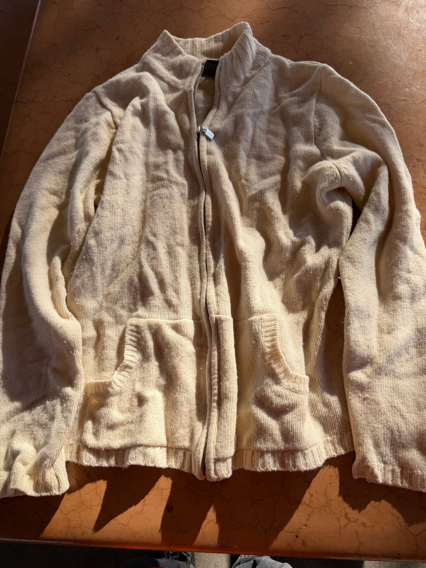 New York and company clothing sweater zip up 80% Lambs wool white long sleeve…