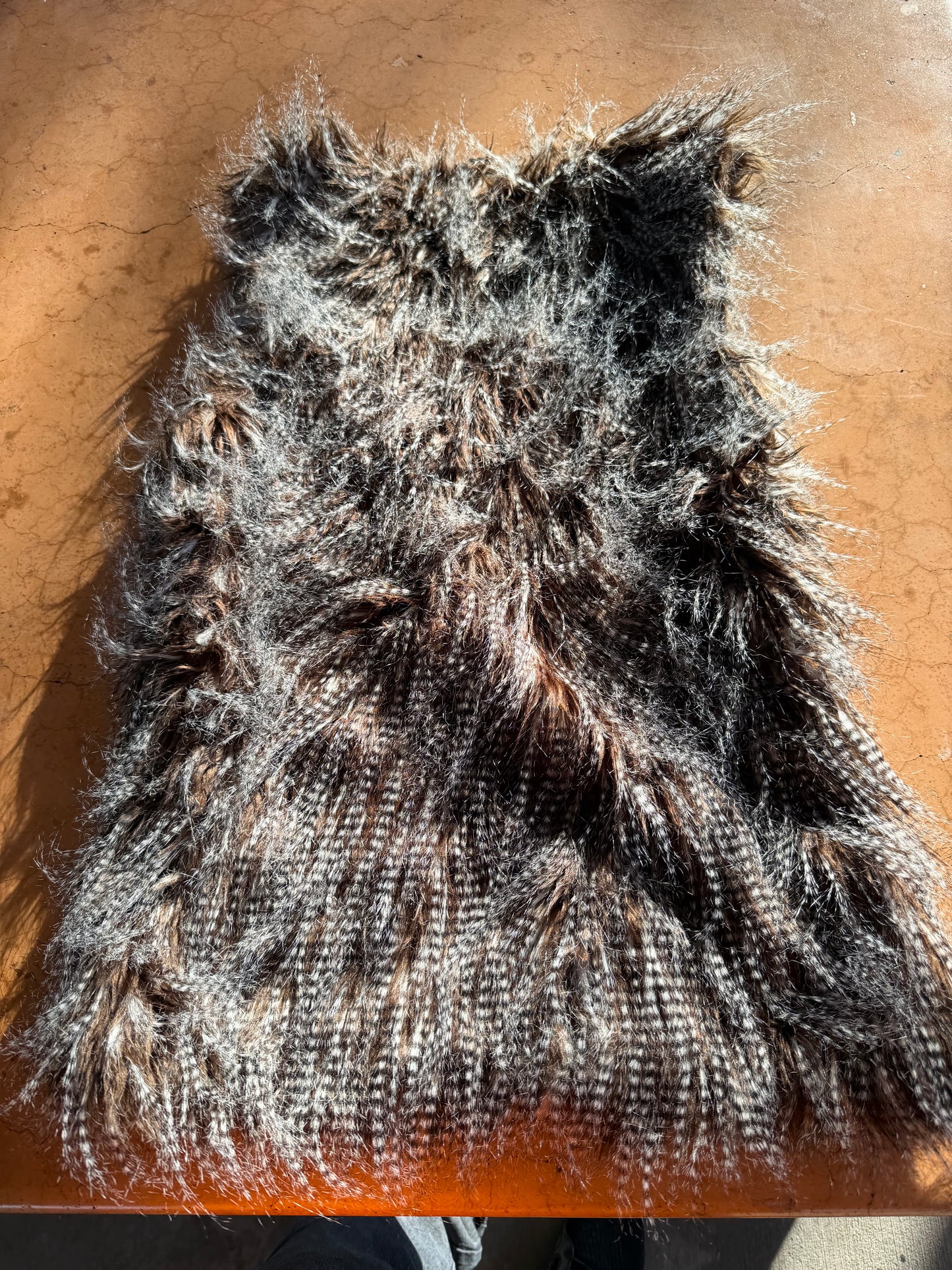 Day trip clothing line vest fake animal hair fluffy look like fur size Large…