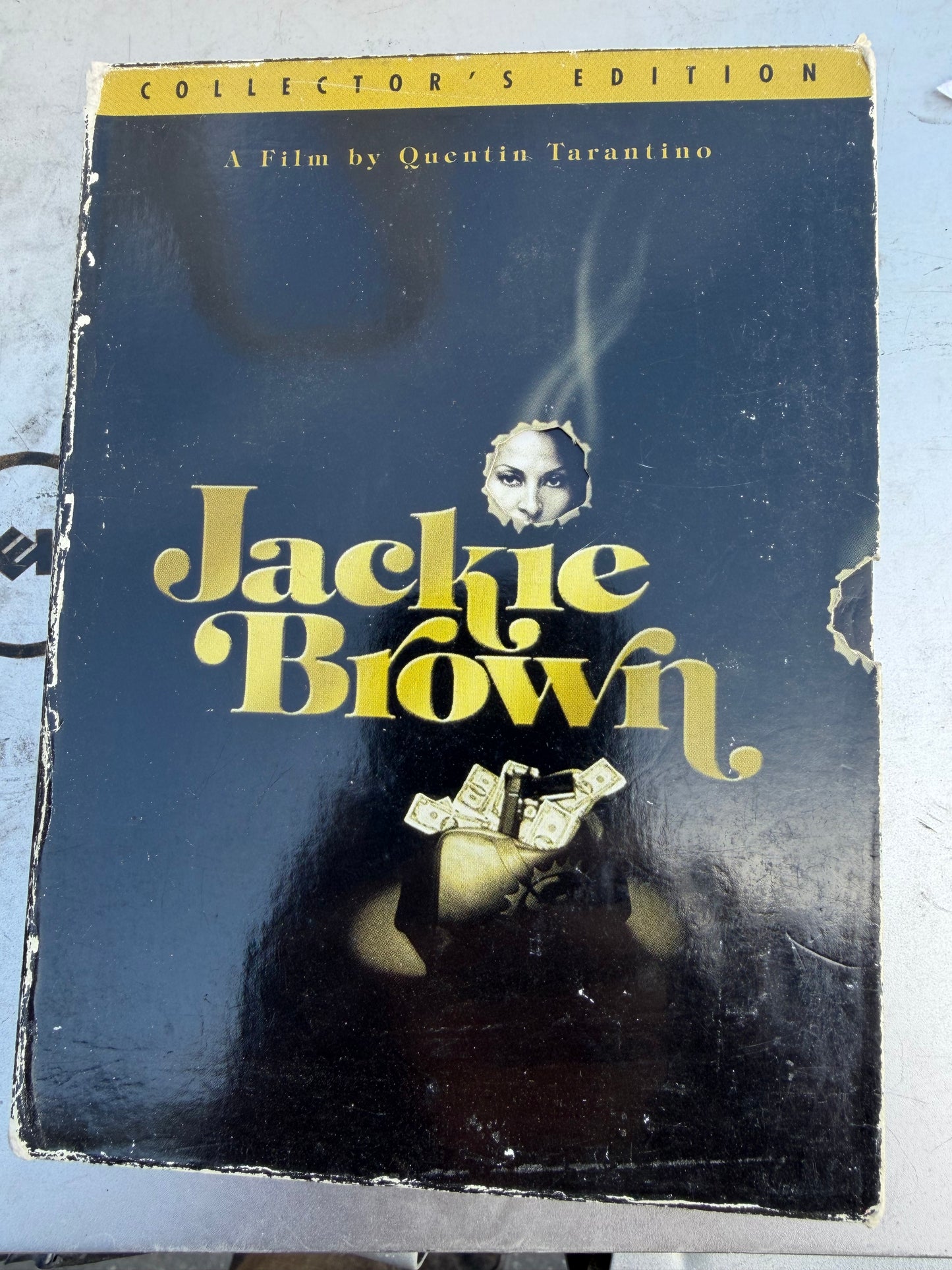 Jackie Brown. Best movie of the year. With lots of bonus features dvd set  …