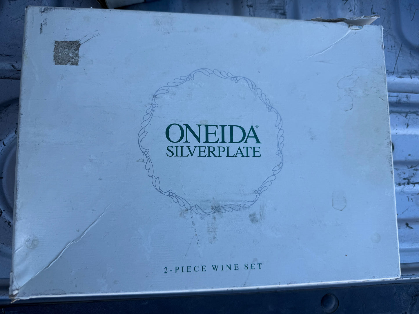 Oneida silver plated wine opener 2 piece new in box …