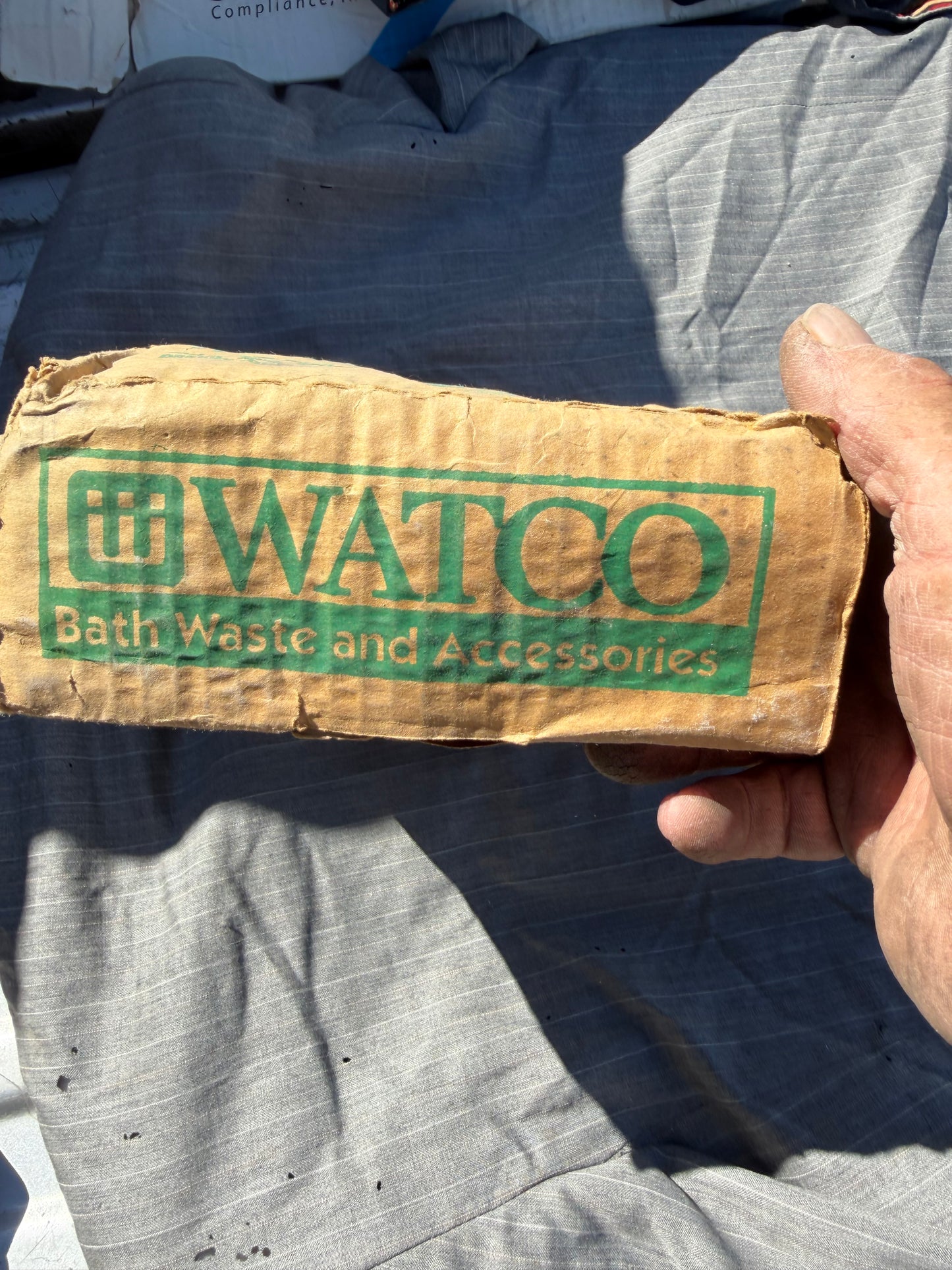 Watco pop up turn drain for tub new in box  Crome finish…
