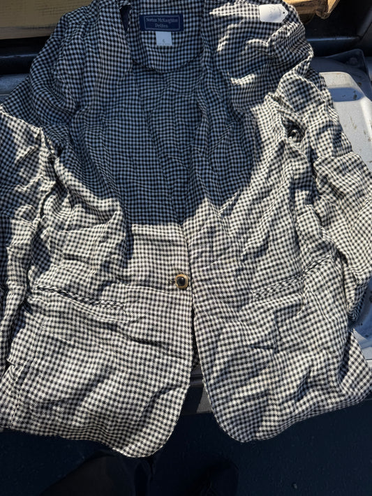 Norton McNaughton petite clothing designer suit ladies size 6 pants and jacket plaid black white …