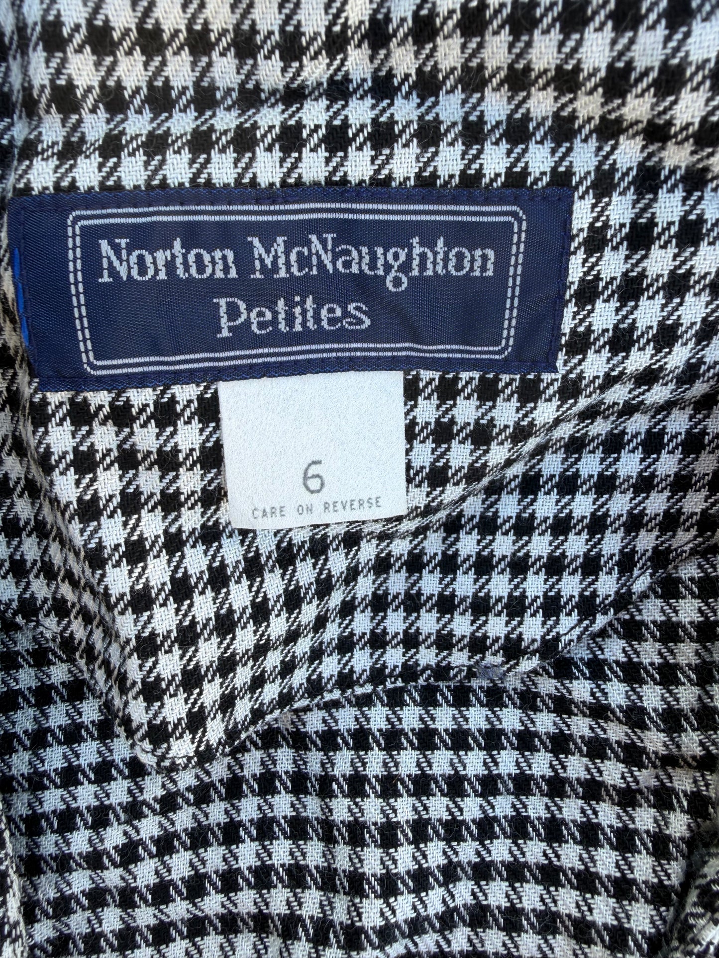 Norton McNaughton petite clothing designer suit ladies size 6 pants and jacket plaid black white …