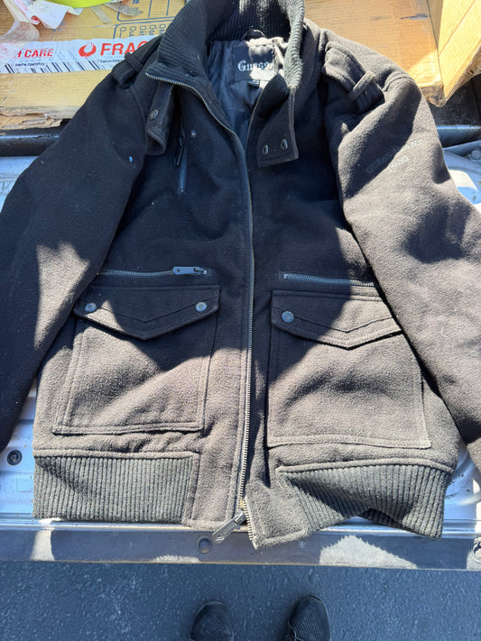 Guess jeans Coat  cotton mix fabric size Medium zipper and button down new…