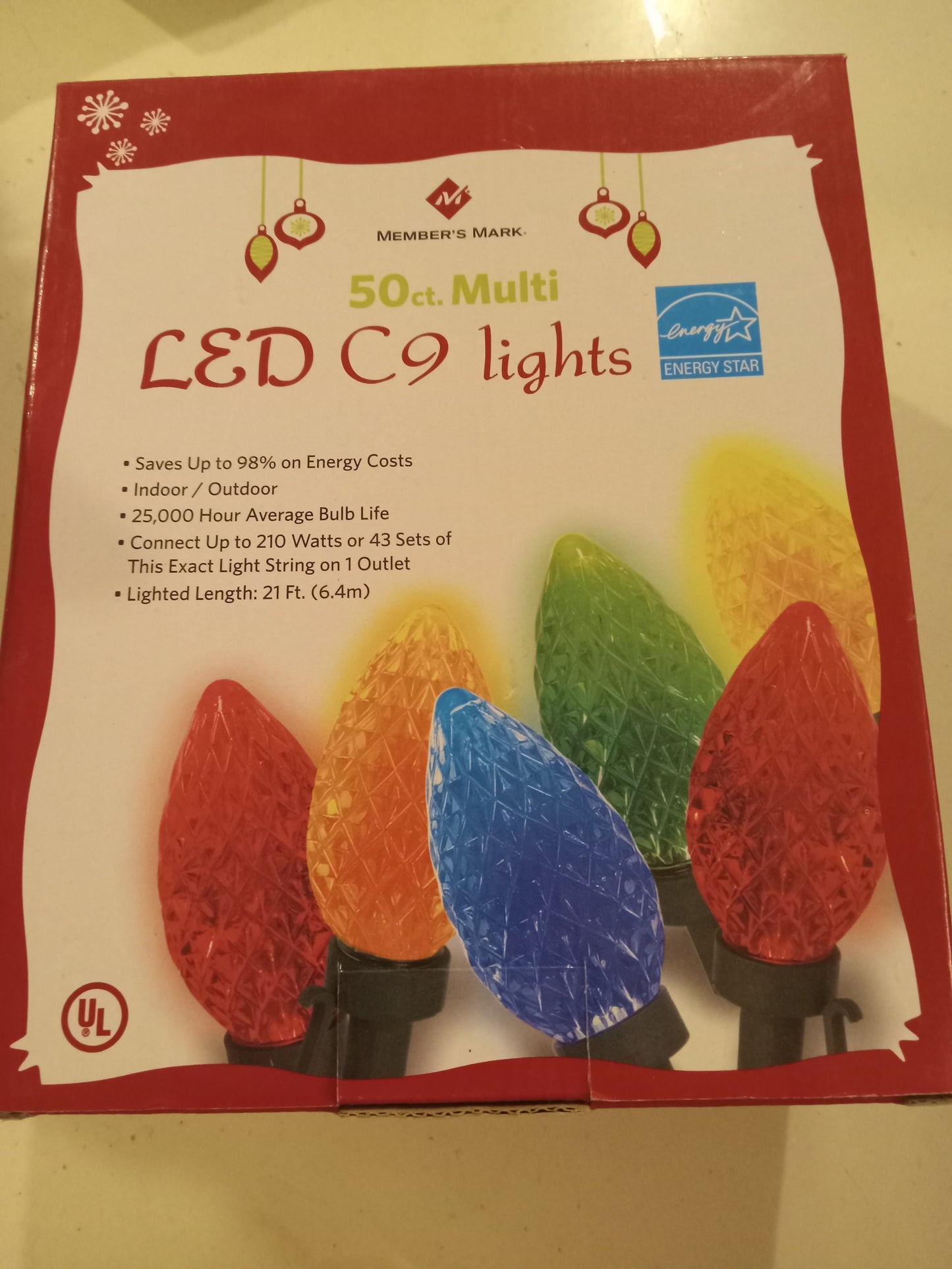 Christmas Lights, 50 LED C9 Lights, Multi-Color, Green Wire, Member's Mark, USED