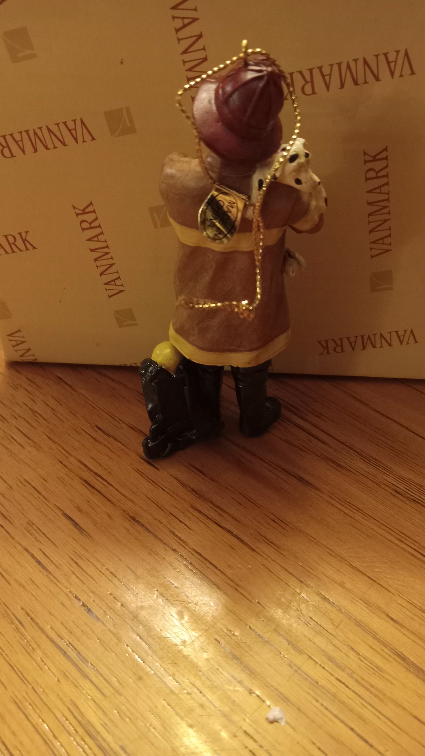 CHRISTMAS ORNAMENTS Vanmark Red Hats of Courage Firefighter 9-11 Set of 3 Item 249351 NEW