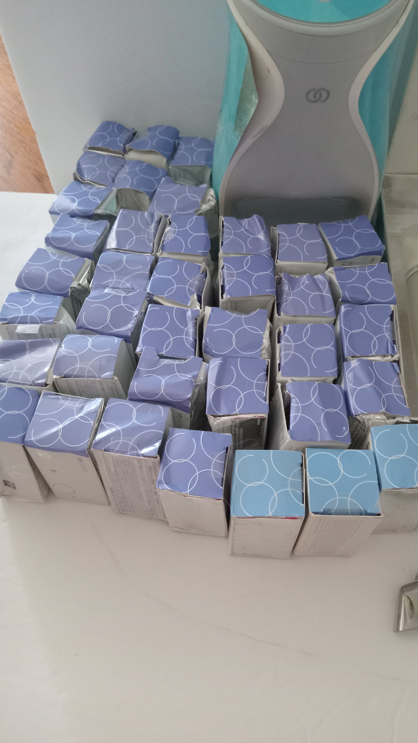 Mega-Lot: Nu Skin AgeLOC Me Smart Skincare System - Device, Calibration Starter Kit, & 30+ Refill Cartridges Bundle NEW