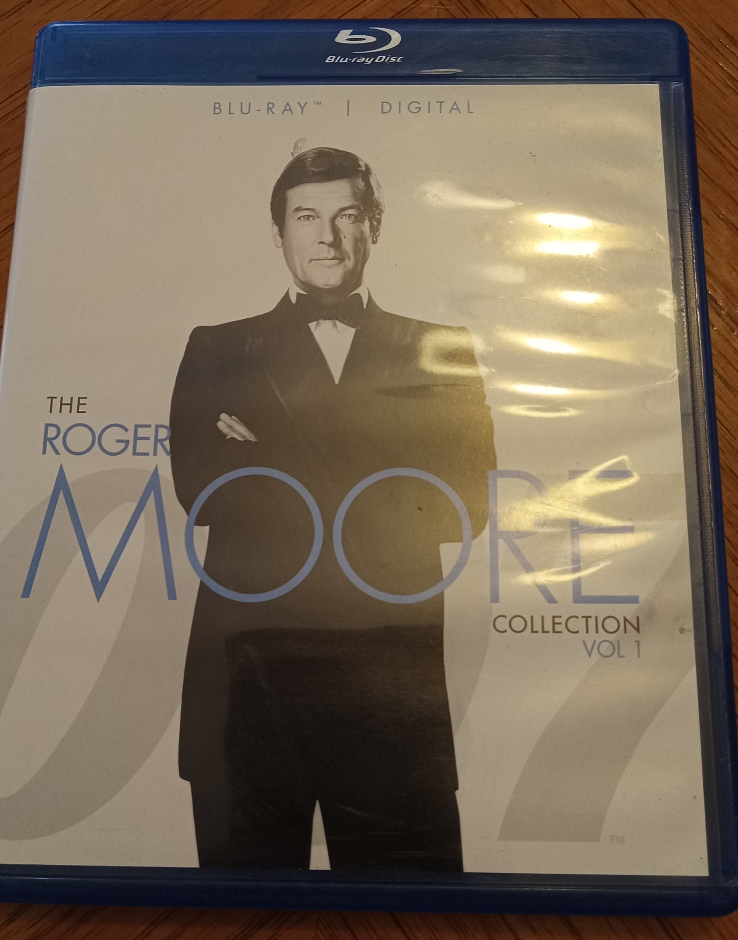 Blu-Ray James Bond, Roger Moore Collection Vol. 1, Live & Let Die, Man With Golden Gun, Spy Who Loved Me Rated PG USED