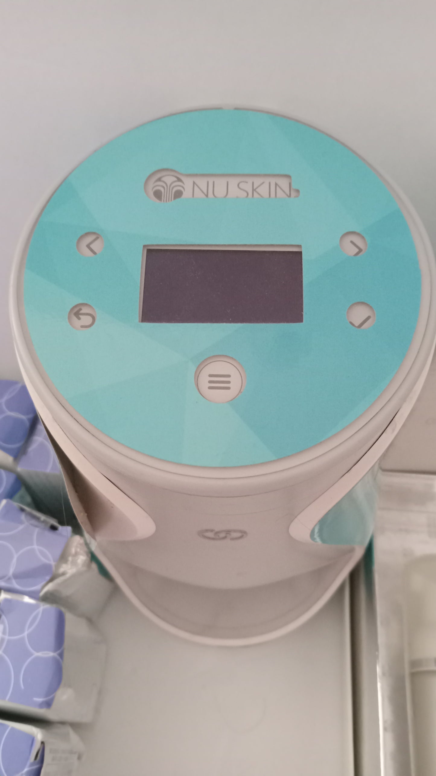 Mega-Lot: Nu Skin AgeLOC Me Smart Skincare System - Device, Calibration Starter Kit, & 30+ Refill Cartridges Bundle NEW