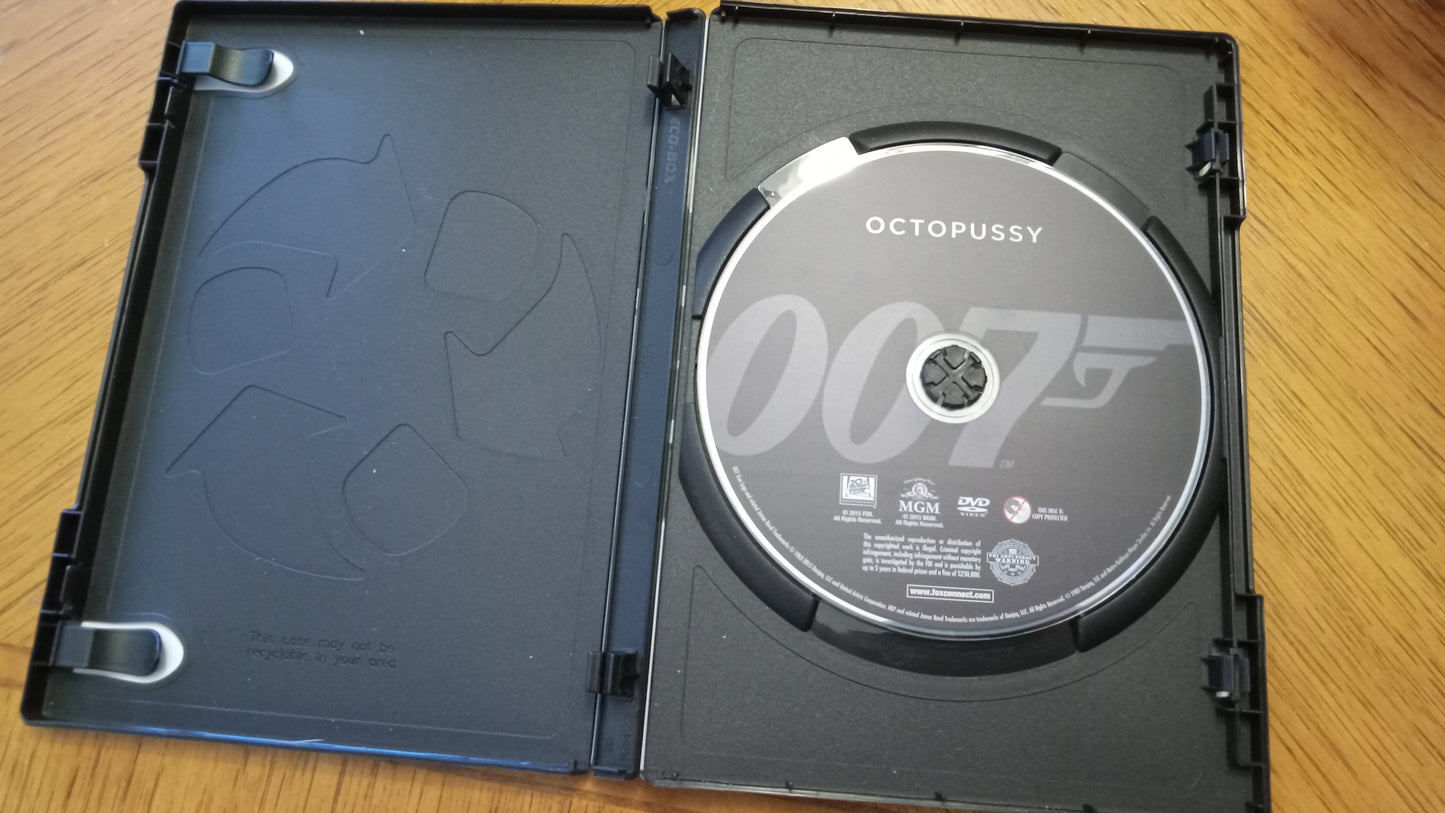 DVD Octopussy James Bond 007 Special Edition Widescreen Rated PG Special Edition, LIKE NEW