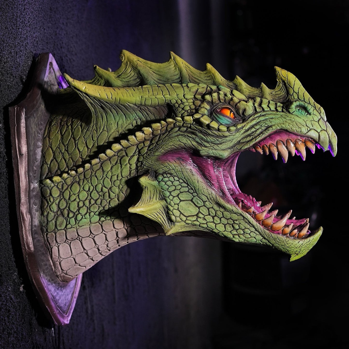 Fire Breathing Dragon 3D Wall Sculpture LED Lighted + Fog Machine NEW