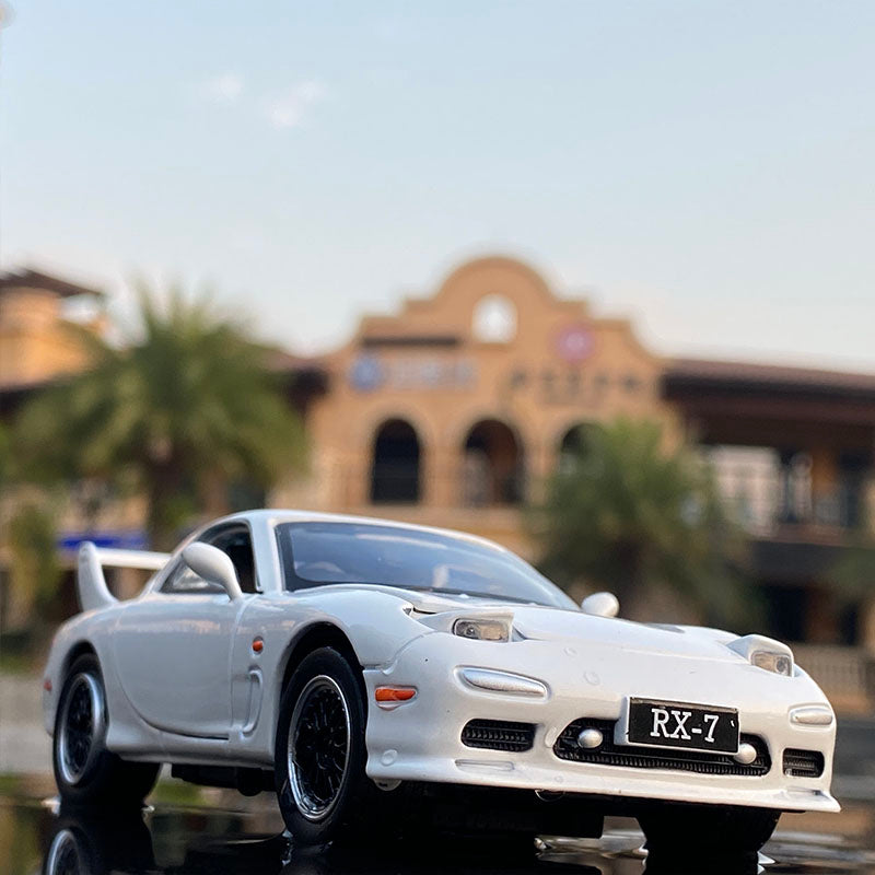 Mazda RX7 Alloy Sports Car 1:32 Scale Replica +Lights & Sounds NEW