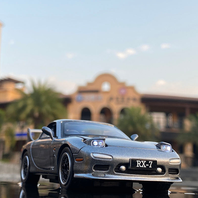 Mazda RX7 Alloy Sports Car 1:32 Scale Replica +Lights & Sounds NEW