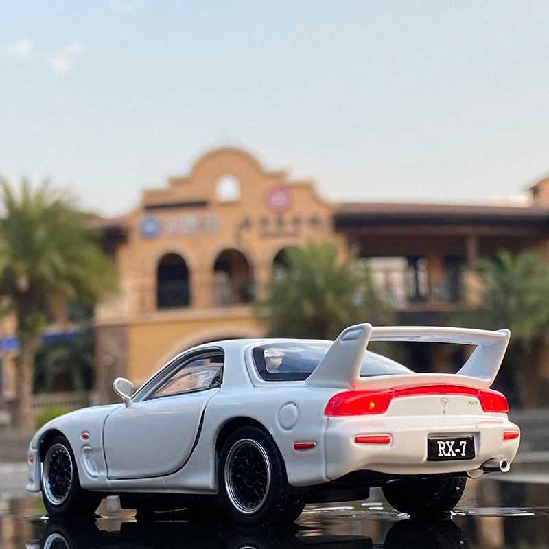 Mazda RX7 Alloy Sports Car 1:32 Scale Replica +Lights & Sounds NEW